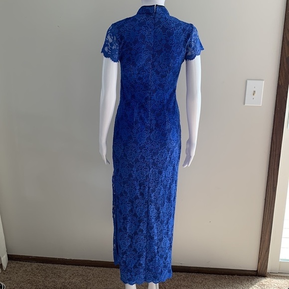 Exquisite Maxi dress in Blue Lace completely lined Sz *Med but see measurements - Picture 4 of 8